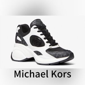 Michael Kors Zuma Empire Signature Logo and Mesh Trainer 8.5
Excellent condition